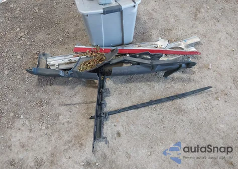 2011 Toyota Tundra Double Cab Sr5 z USA, uszkodzony, nr VIN 5TFRY5F18BX115310